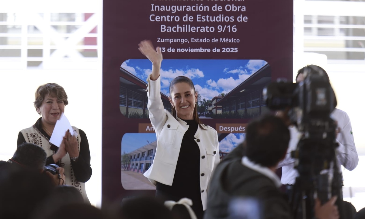 La Presidenta durante la inauguración de obras de un Centro de Estudios de Bachillerato en Zumpango. (Juan Carlos Bautista)