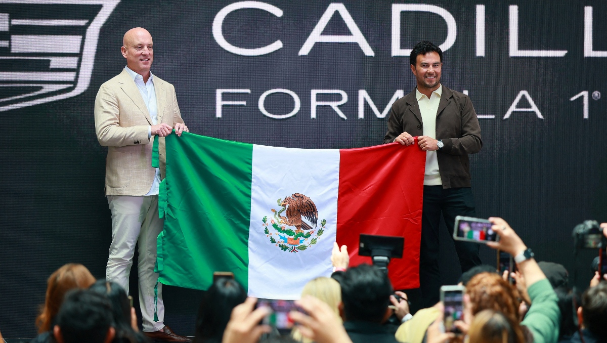 Sergio Pérez finalmente vuelve al volante en histórica prueba con Cadillac (Reuters)