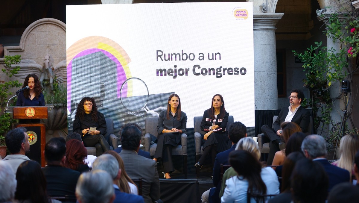 Solo un 37 % de los entrevistados piensa que un diputado es honesto.