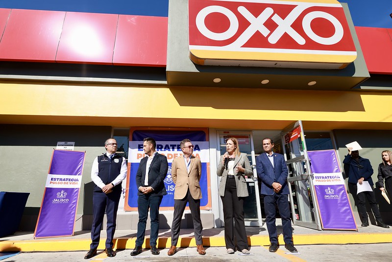 Suman Gobierno de Jalisco y cadena OXXO más de mil 500 tiendas de conveniencia en puntos de resguardo. (Cortesía)