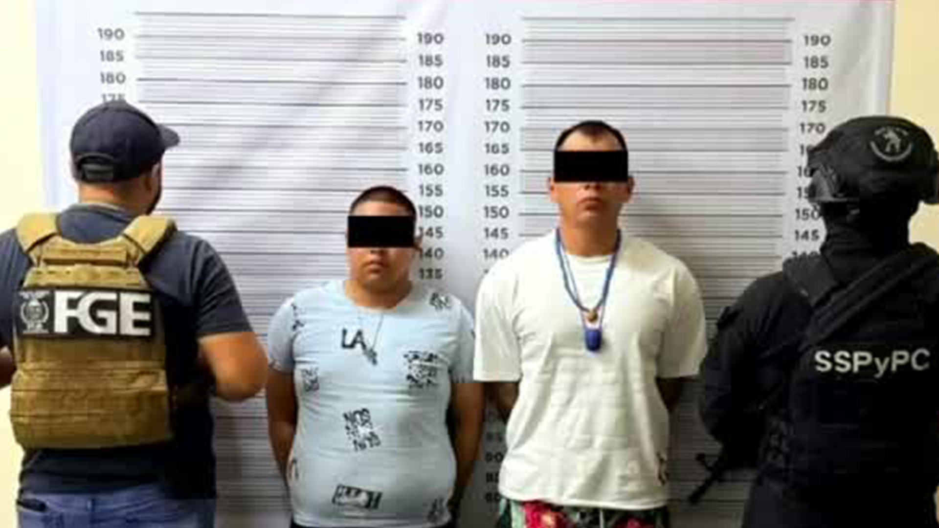 En Tulum, luego de un operativo, detienen a seis narcomenudistas y aseguran armas de fuego