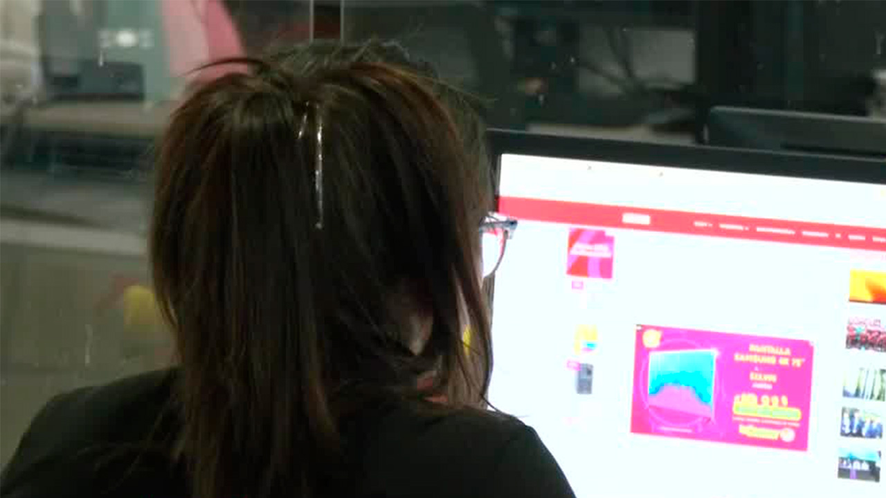 Autoridades alertan sobre los fraudes conocidos como "las novias de internet"