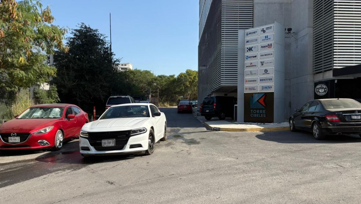 El cateo se efectuó en oficinas de la empresa Quantium Desarrollos. | Ángel Mercado