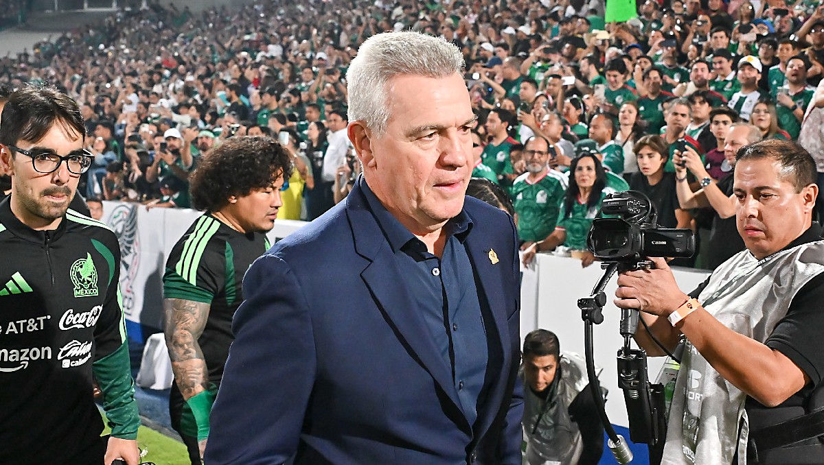 Javier Aguirre reacciona a abucheos de la afición contra el Tri en Torreón (Imago7)