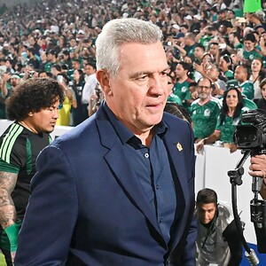 Javier Aguirre reacciona a abucheos de la afición contra el Tri en Torreón