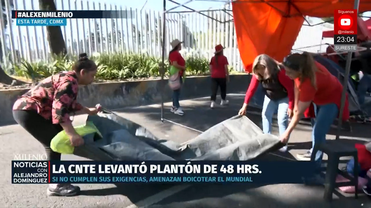 Maestros de la CNTE retiran plantón por puente y Buen Fin
