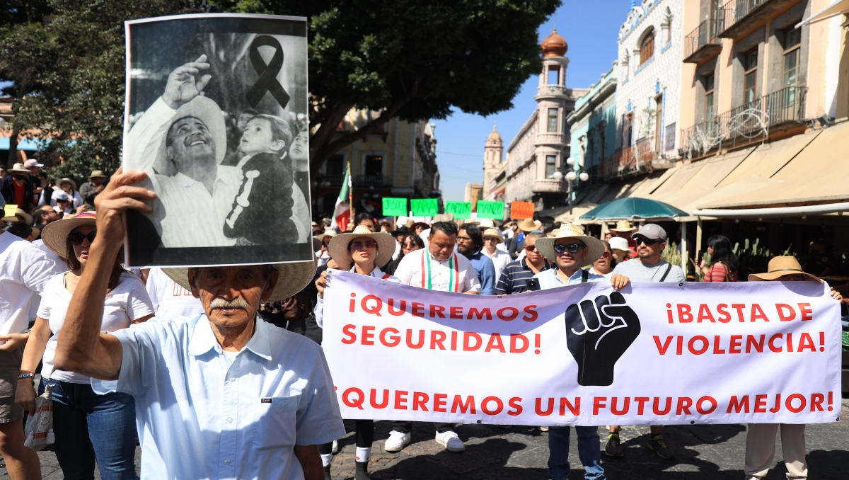 Puebla se suma a exigencia de justicia en memoria de Carlos Manzo | EsImagen