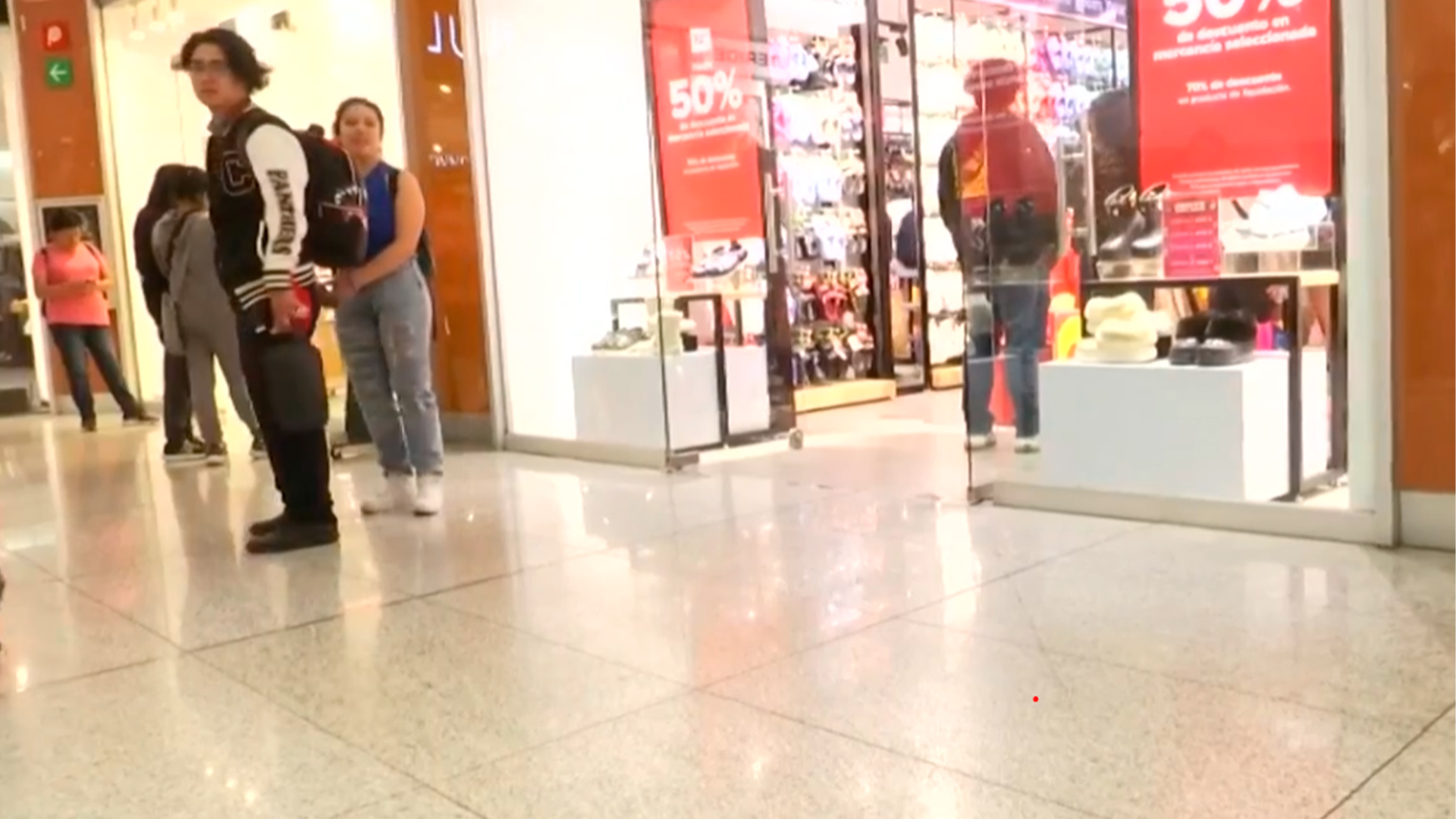 Profeco recupera más de 484 mil pesos para consumidores en primeros días del Buen Fin