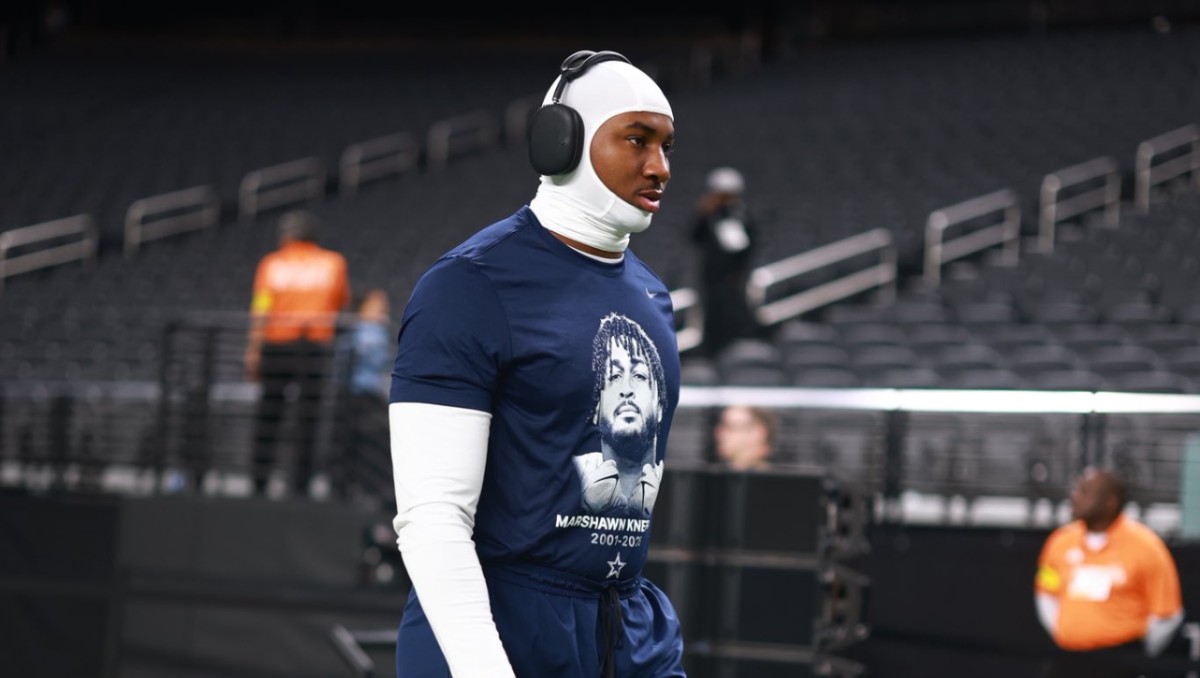 Cowboys rinden homenaje de Marshawn Kneeland en Monday Night Football ante Raiders