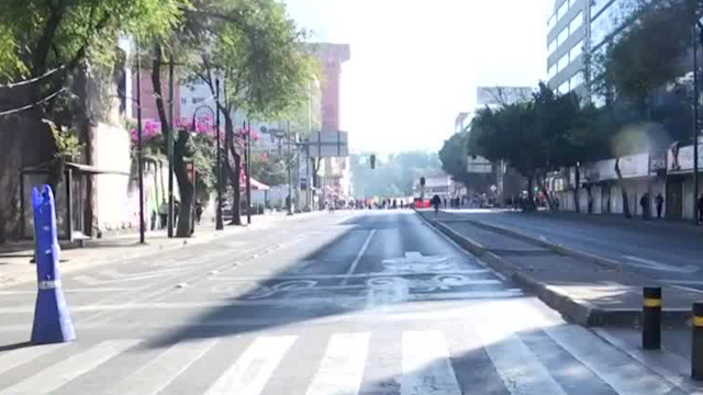 Integrantes de Grupo Amigo realizan manifestación en el Centro de CDMX