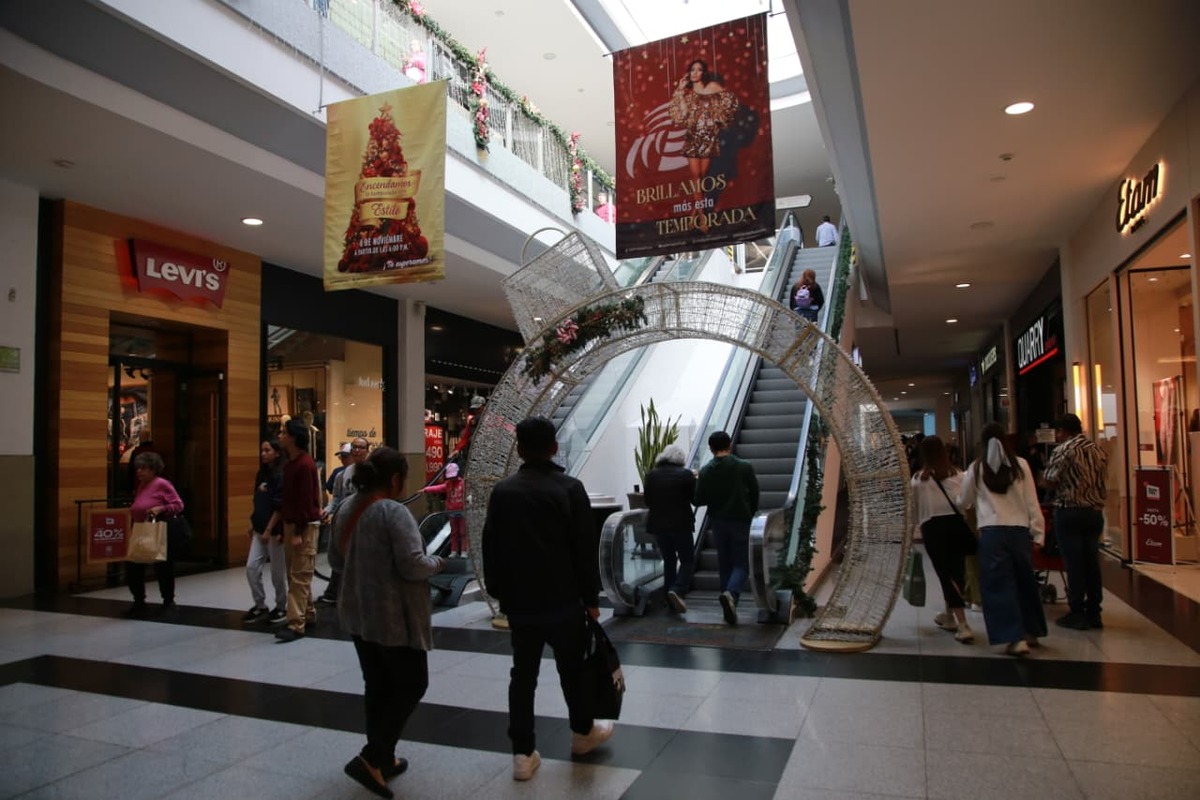 Plaza Galerías Pachuca registró gran afluencia de consumidores durante la edición 2025 del Buen Fin. (Maribel Calderón)