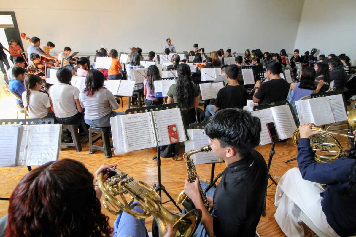 En el trayecto de su historia permitido que los menores se acercan a la música y hoy cuenten con maestros que se iniciaron en la asociación.| Archivo