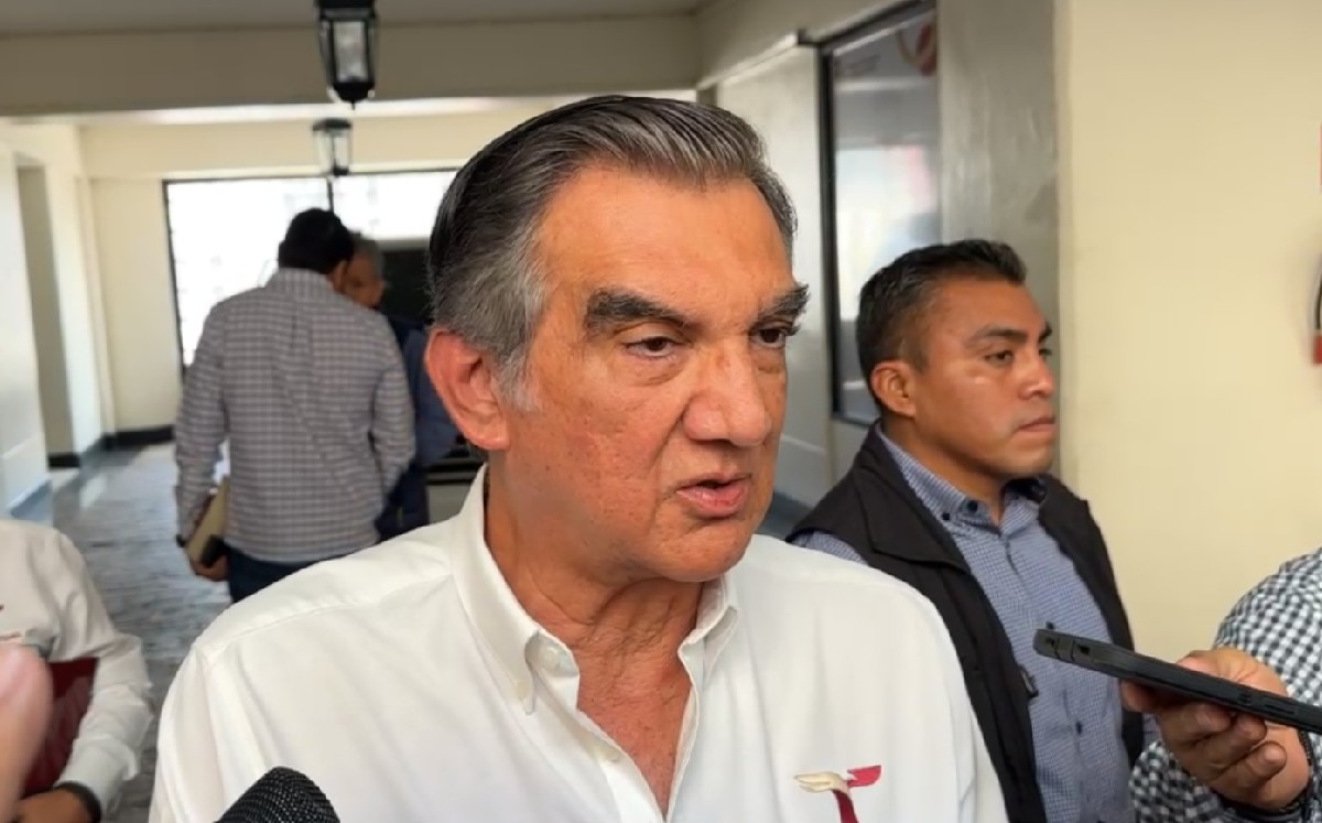 Américo Villarreal responde sobre letreros ilegales en Playa Bagdad. | Captura de pantalla