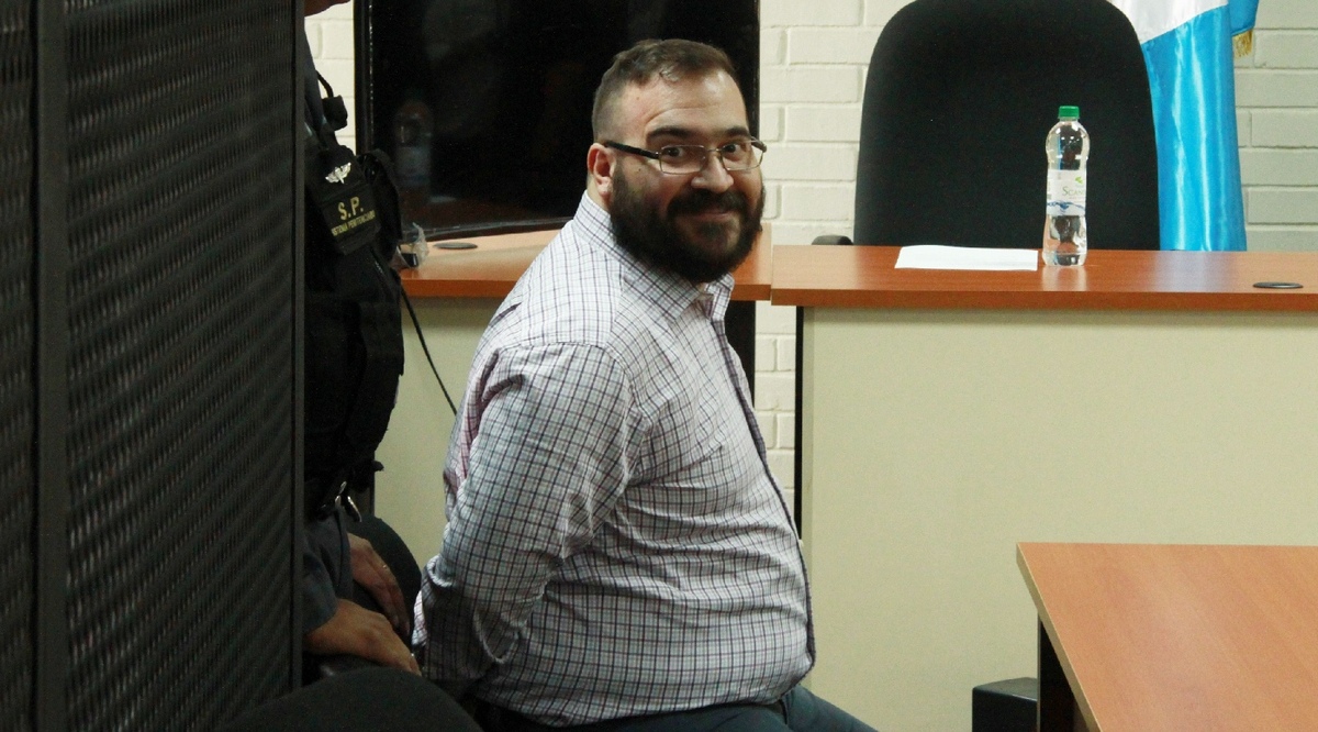 Javier Duarte de Ochoa, ex gobernador de Veracruz, en una comparecencia en la Torre de Tribunales. | Cuartoscuro