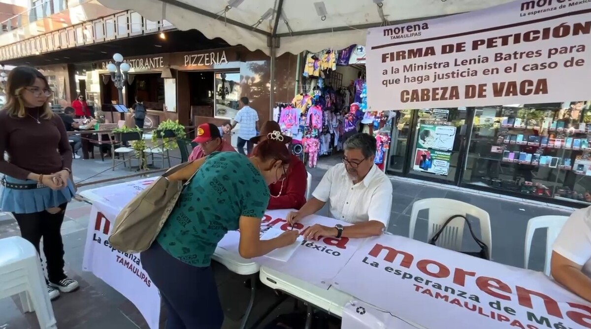 Morena inició con la recolección de firmas para enjuiciar a Francisco García Cabeza de Vaca. (Jesús Alberto García)