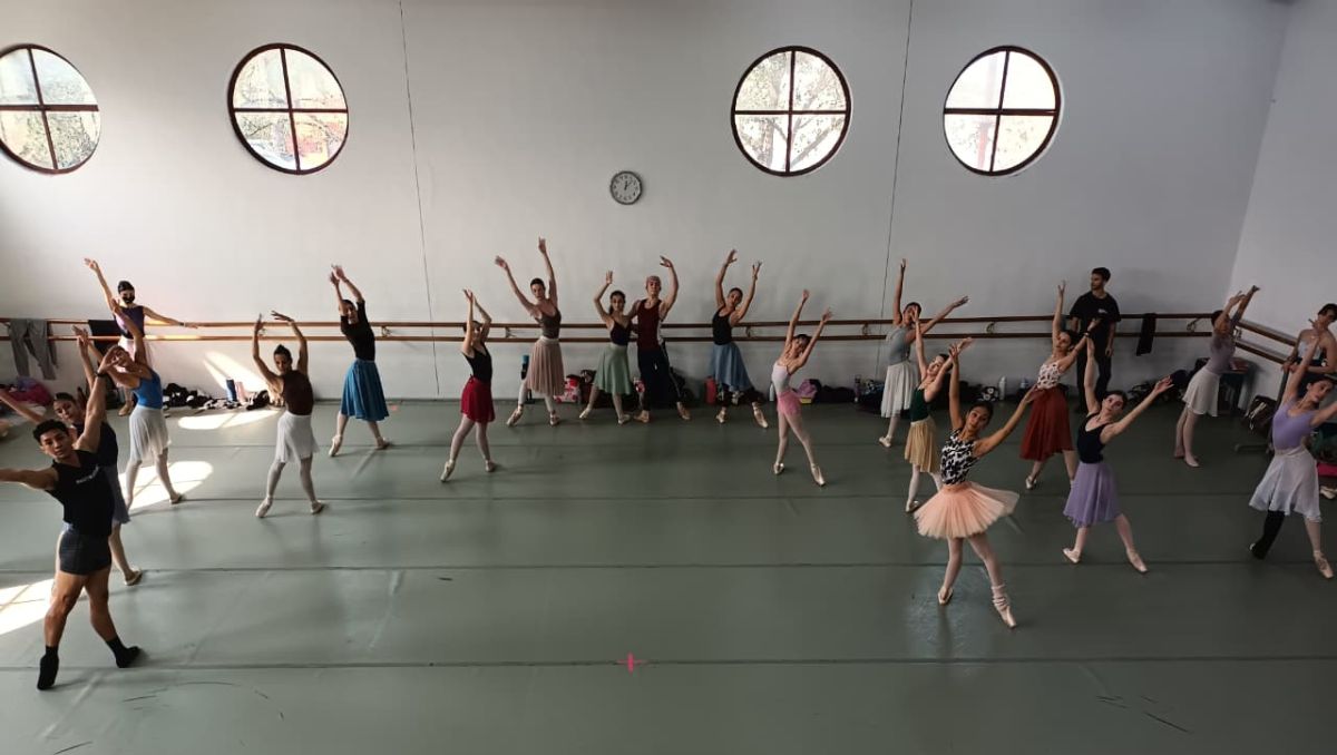 La obra cuenta con un elenco cercano a 100 personas. | Lolita Lastra.