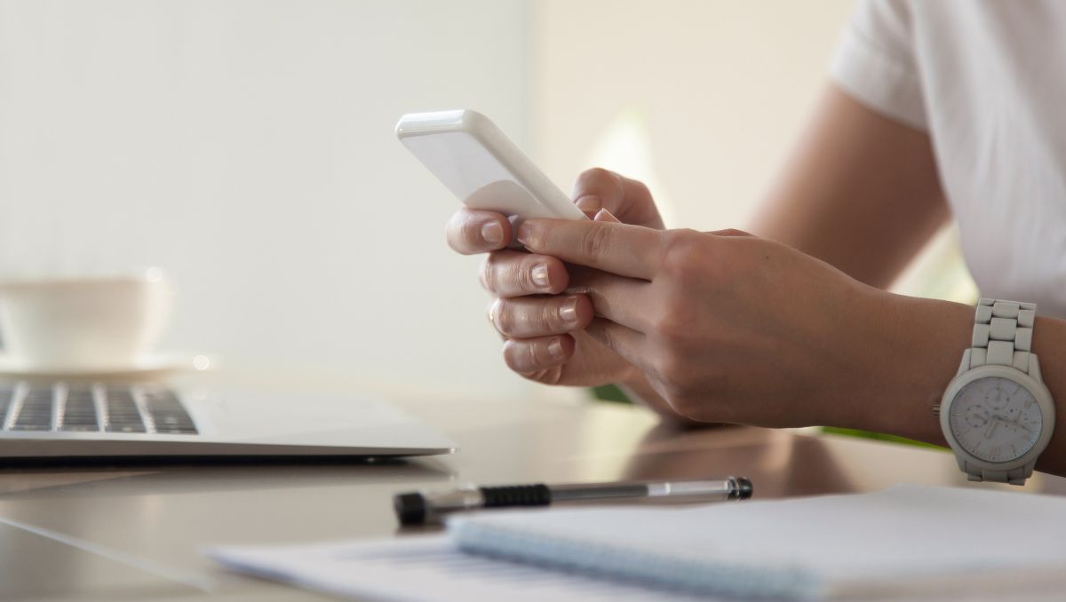 El uso prolongado de los celulares puede implicar diferentes problemas para la salud | Especial