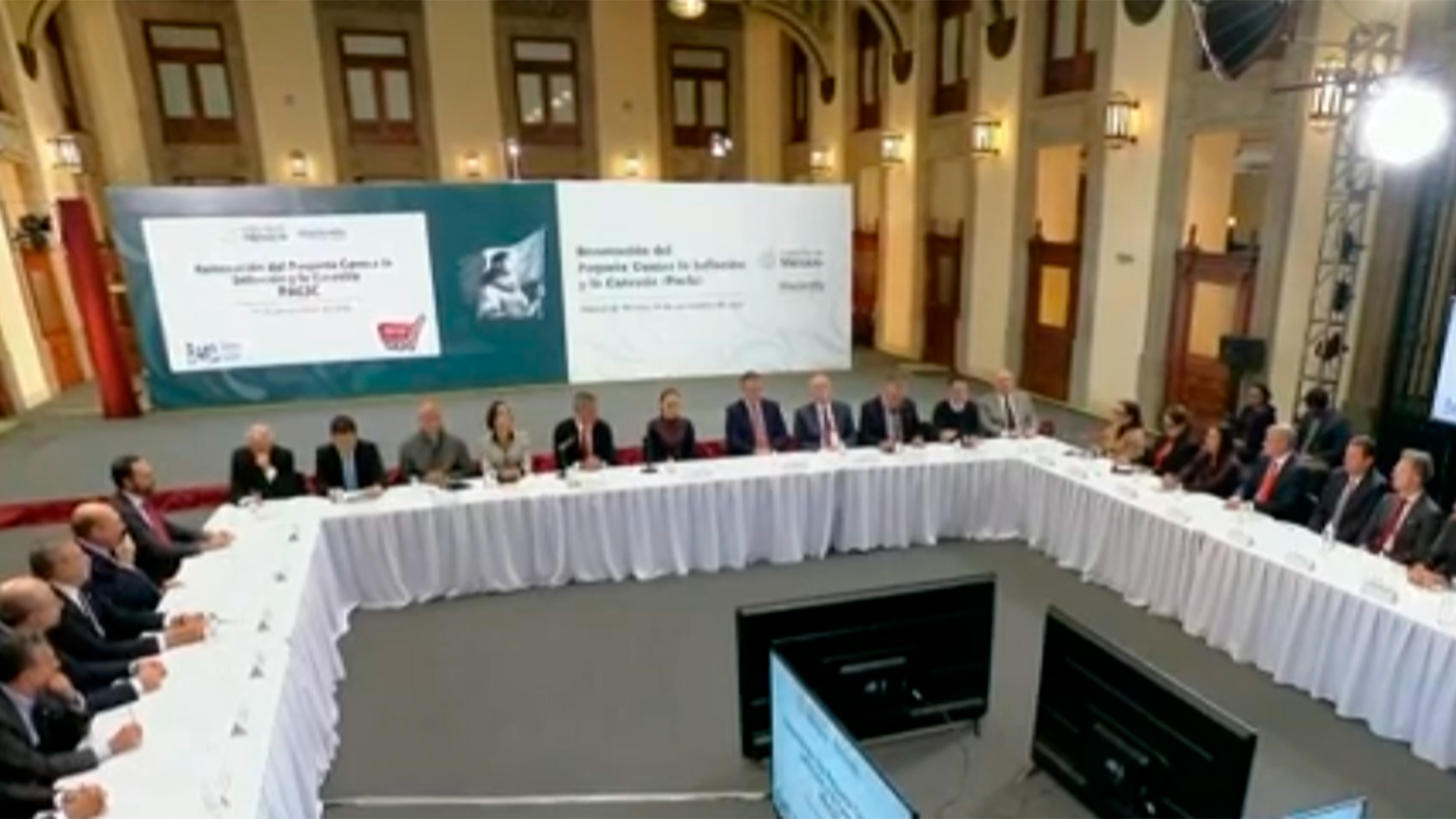 Sheinbaum encabeza renovación del paquete contra la inflación y la carestía