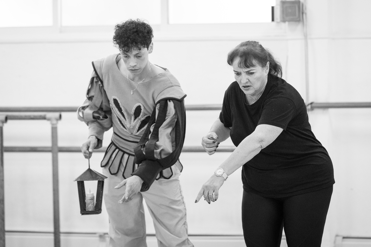 Svetlana Ballester en un ensayo de 'Giselle'. (Cortesía: CND)
