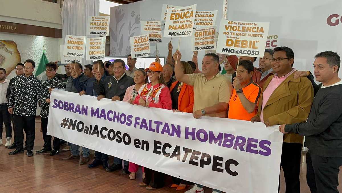 Alcaldesa de Ecatepec lanza campaña 'Sobran machos, faltan hombres' para erradicar violencia de género. Foto: (Juan Camacho)