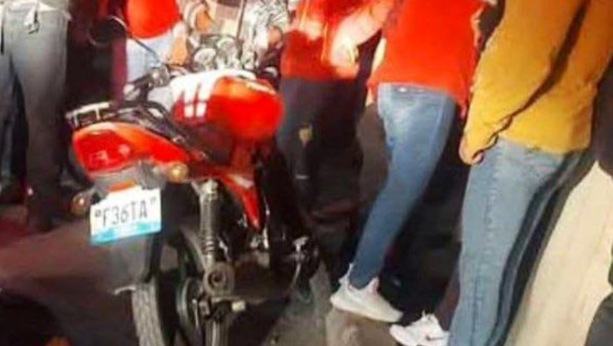 Asesinan a motociclista en Texmelucan y dejan a su acompañante herido | Especial