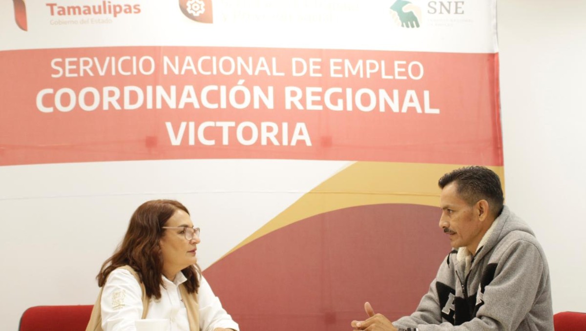 Atención a buscadores de empleo en las oficinas del SNE en Ciudad Victoria, Tamaulipas.