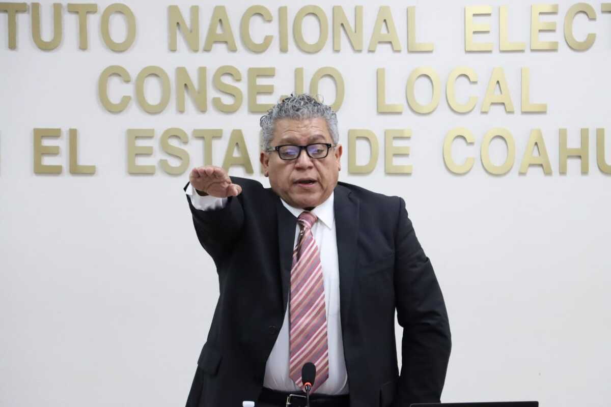 En Coahuila, toma protesta nuevo vocal ejecutivo del INE. (Especial)