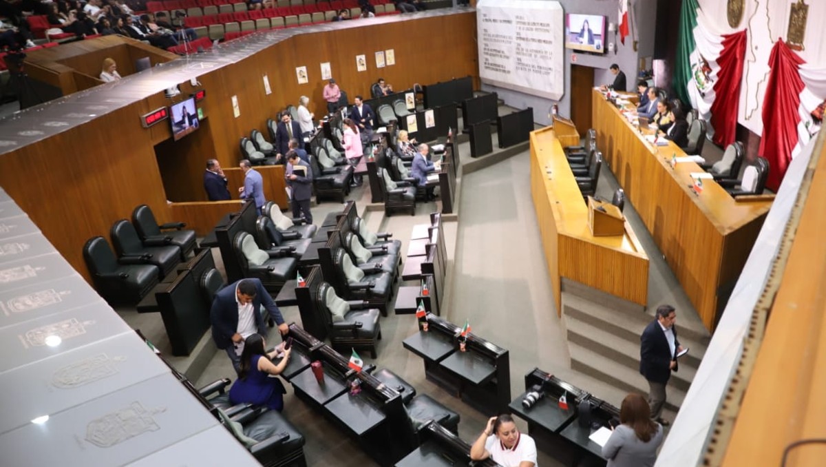 Congreso de Nuevo León: Sesión en el pleno del 18 de noviembre | Luis Guerra