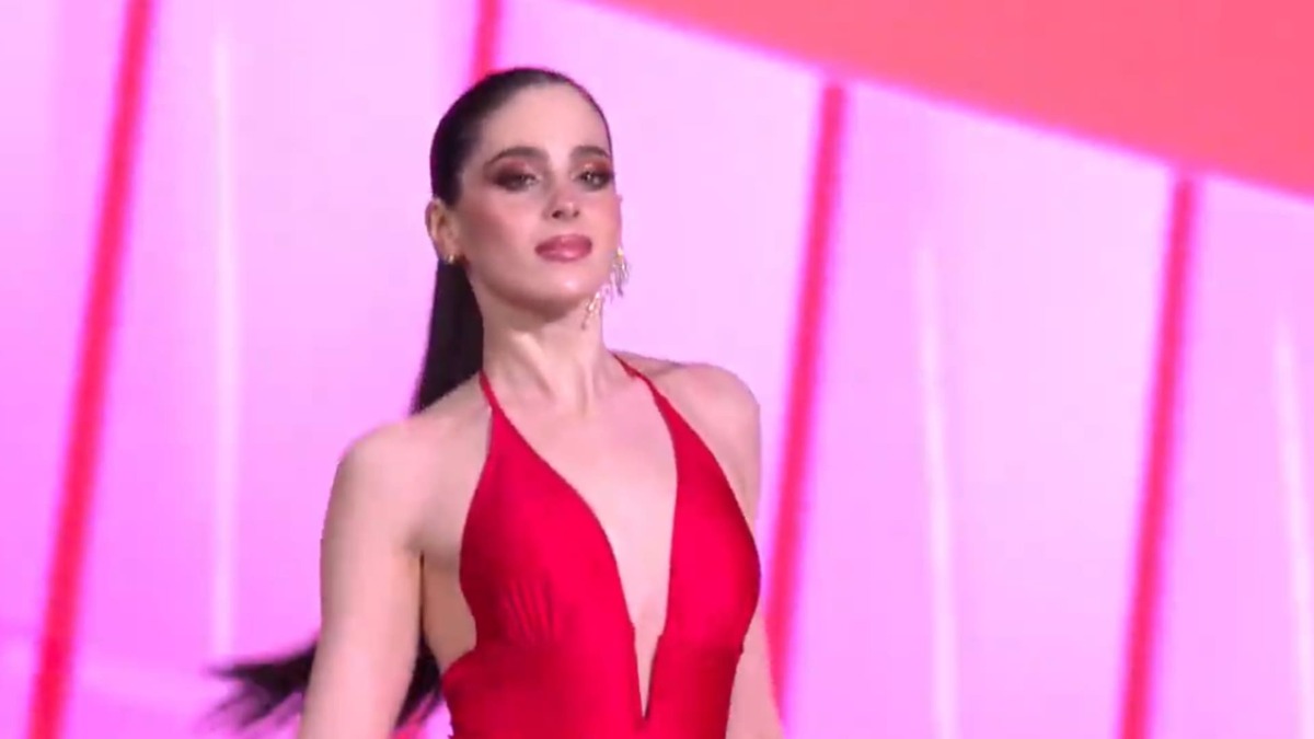 Desfile de Fátima Bosch en la semifinal de Miss Universo | Captura