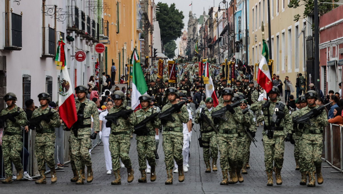 Desfile de la Revolución Mexicana en Puebla | Agencia Es Imagen