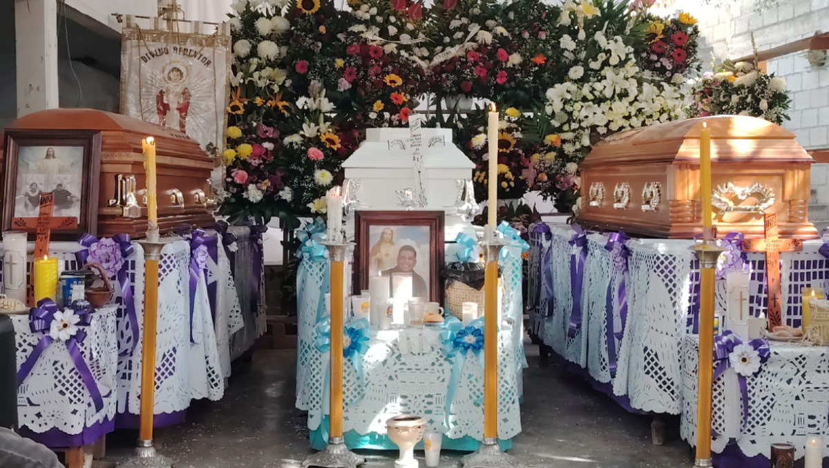 Despiden a familia de comerciantes que murió en la Amozoc-Perote | Carolina Espinosa