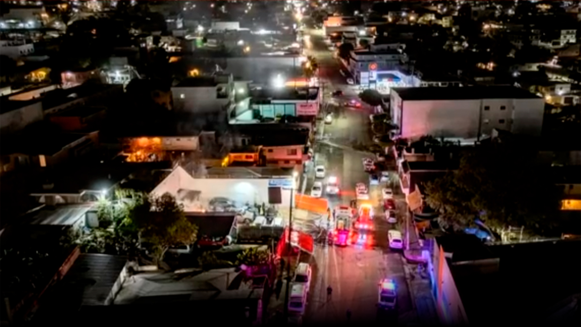 Detienen a tres por incendiar lote de autos de exmando en Baja California