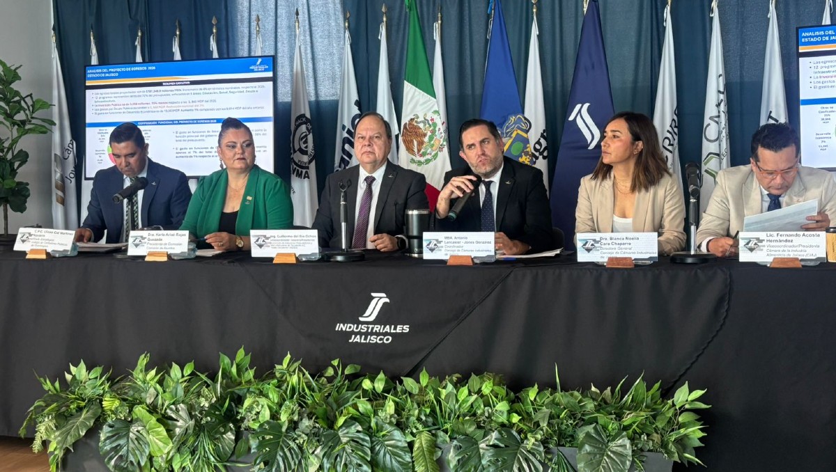 Dirigentes de cámaras industriales presentaron análisis al paquete económico 2026 en Jalisco (Roberto Hurtado)
