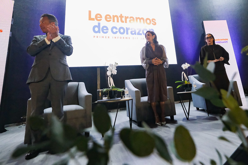 Primer Informe de  Maye Villa de Lemus al frente del DF Jalisco. (Cortesía)