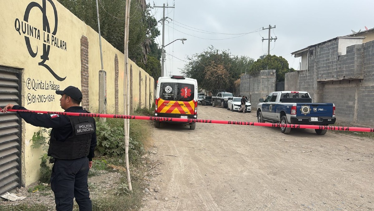 Hasta aquel lugar, a un kilómetro de la carretera a Las Pedreras, acudieron agentes ministeriales y policías municipales. | Agustín Martínez