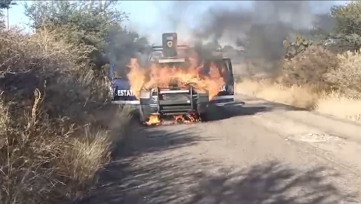 Una patrulla de la SSP terminó en llamas. | Especial