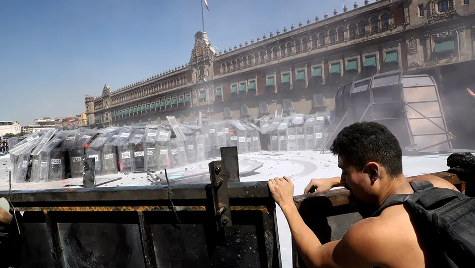 Vinculan a proceso por tentativa de homicidio a tres detenidos de la marcha Gen Z en CdMx