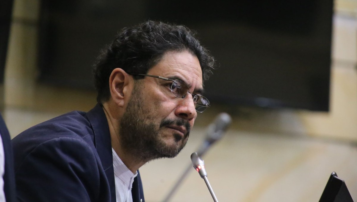 Trump busca interferir en elecciones de Colombia 2026, denuncia Iván Cepeda