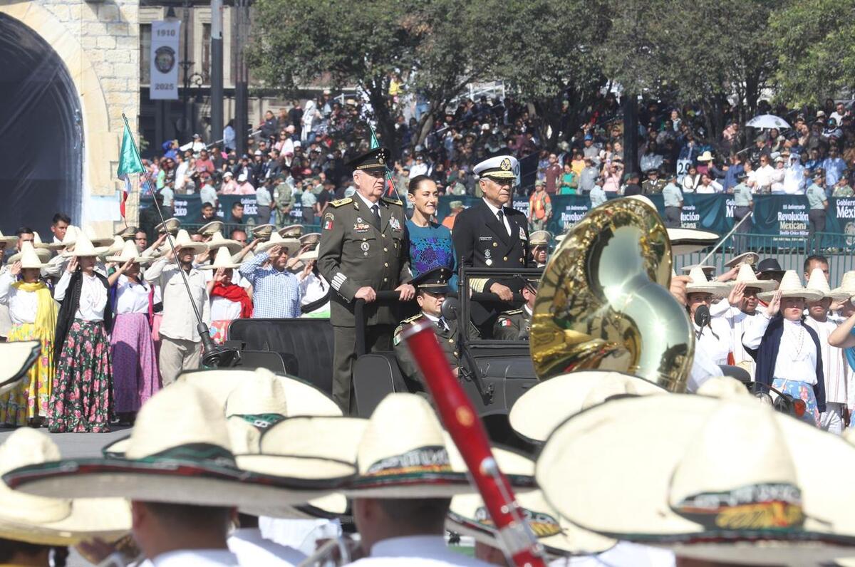 Claudia Sheinbaum encabeza Desfile de la Revolución Mexicana | Jorge Carballo