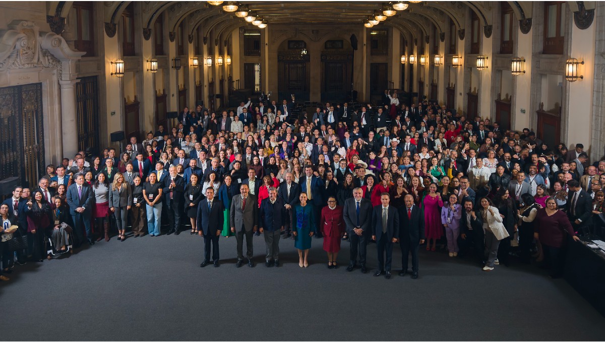 Claudia Sheinbaum se reunió con legisladores de Morena, PT y PVEM en Palacio Nacional. | X