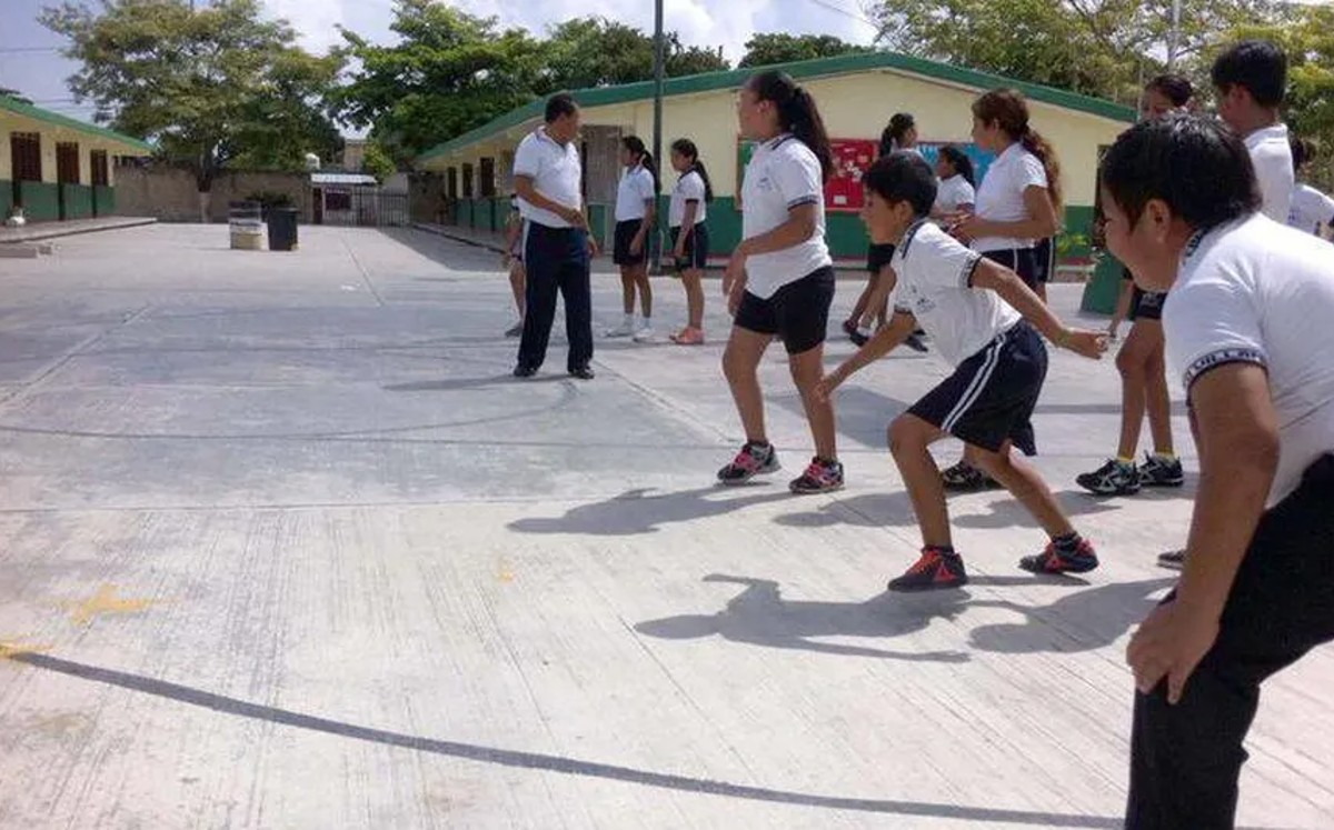 Educación física en escuelas. | Especial
