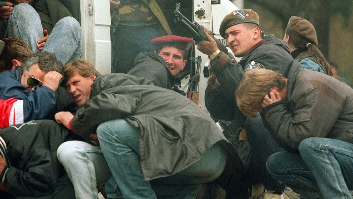 Los "crímenes atroces" ocurrieron en la década de los 90. | Especial