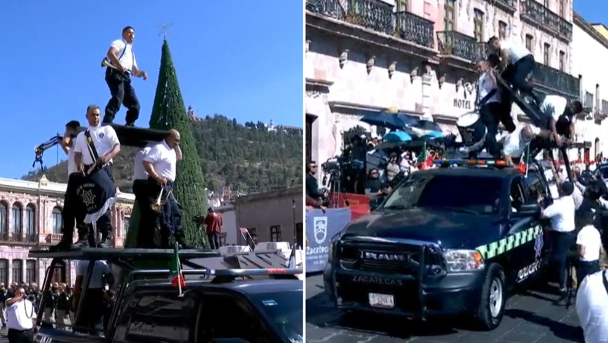 Policías caen mientras realizan acrobacia durante desfile del 20 de noviembre en Zacatecas. | Especial