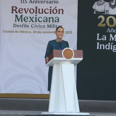 la Presidenta durante su discurso por el aniversario 115 de la Revolución Mexicana.