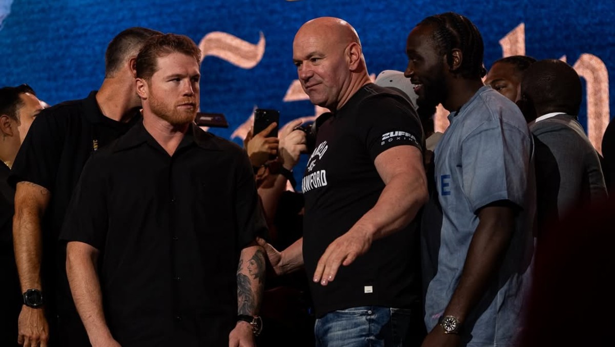 Canelo Álvarez está en negociaciones para la revancha contra Terence Crawford: reportes