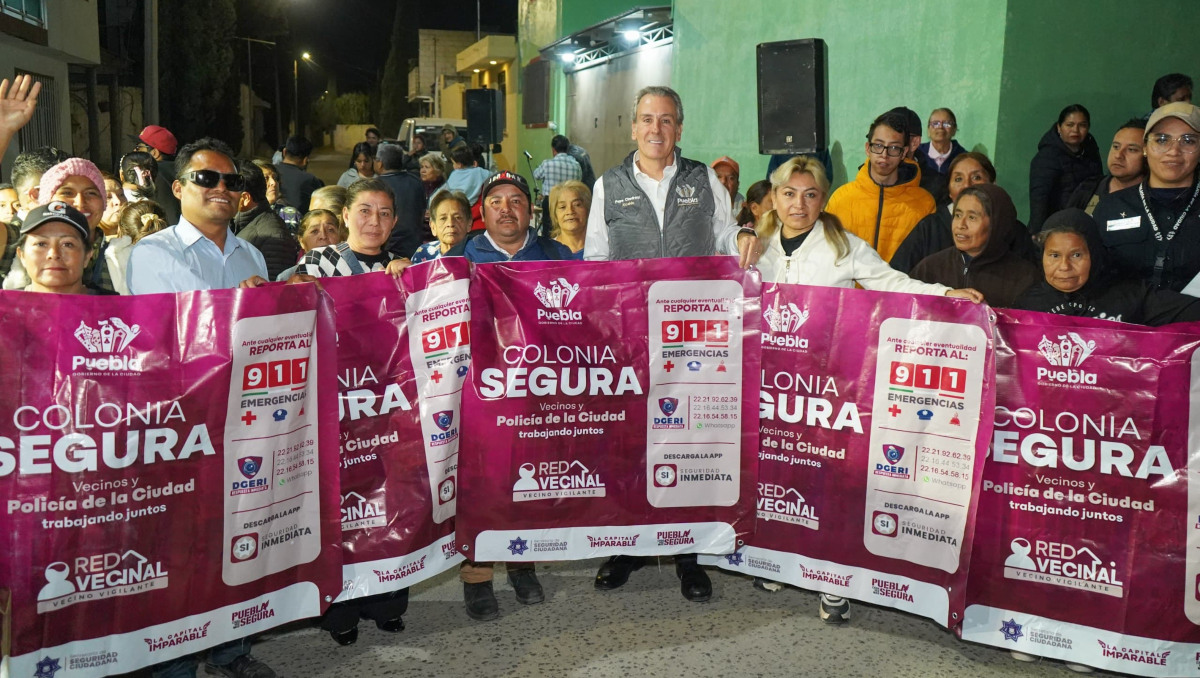 Chedraui entrega luminarias con 'Puebla Brilla' en Santa Lucía | Especial