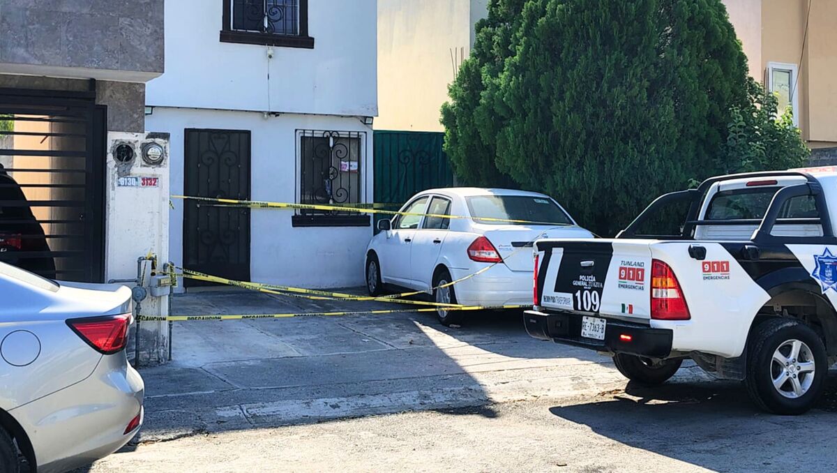 El despliegue policiaco en la colonia Real de Palmas sorprendió a vecinos. | Agustín Martínez.