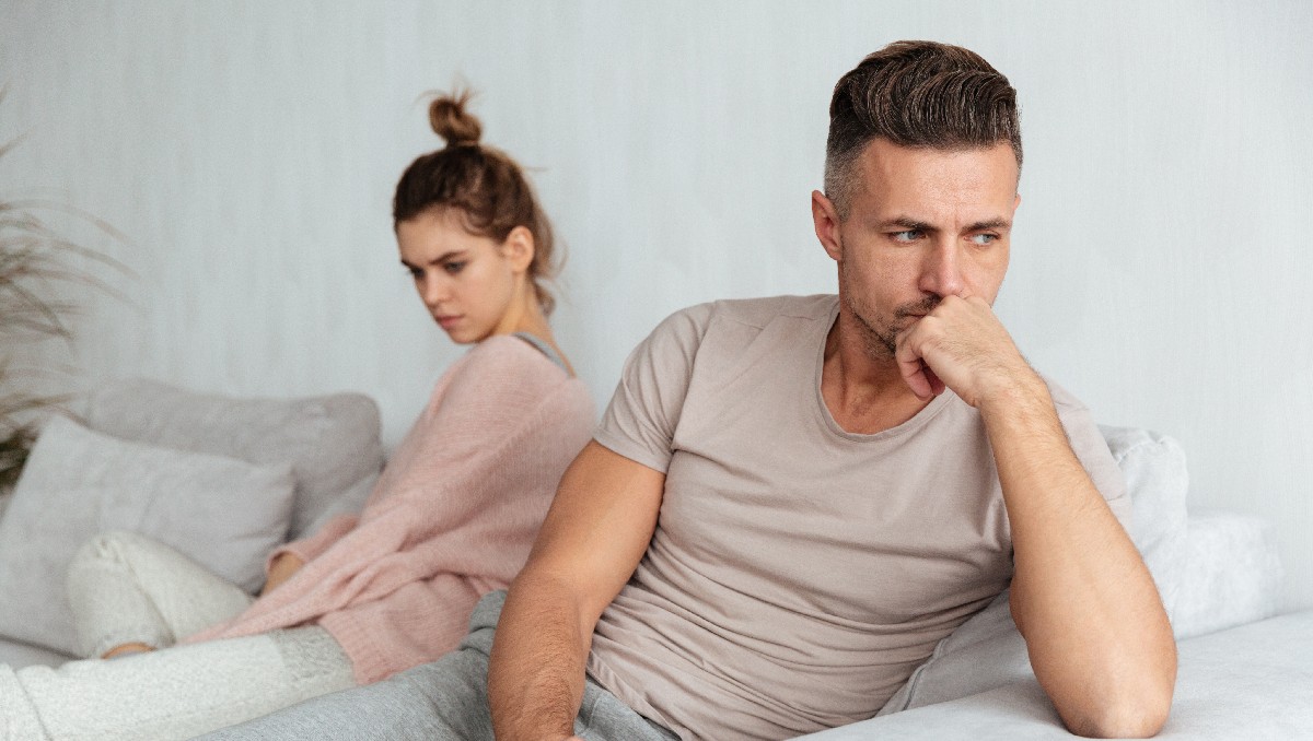 Aunque tenga una justificación bienintencionada, el 'stonewalling' puede perjudicar una relación | Freepik