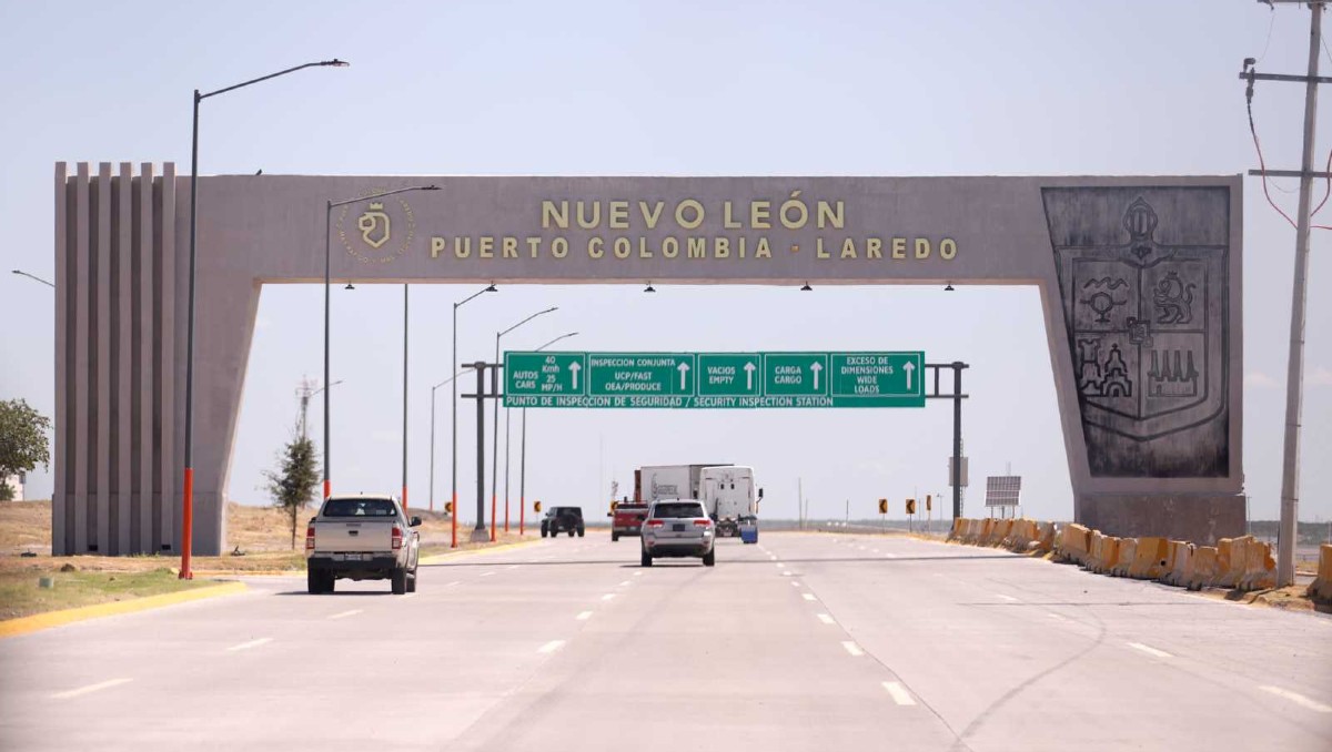 Puente Colombia en Nuevo León | Luis Guerra