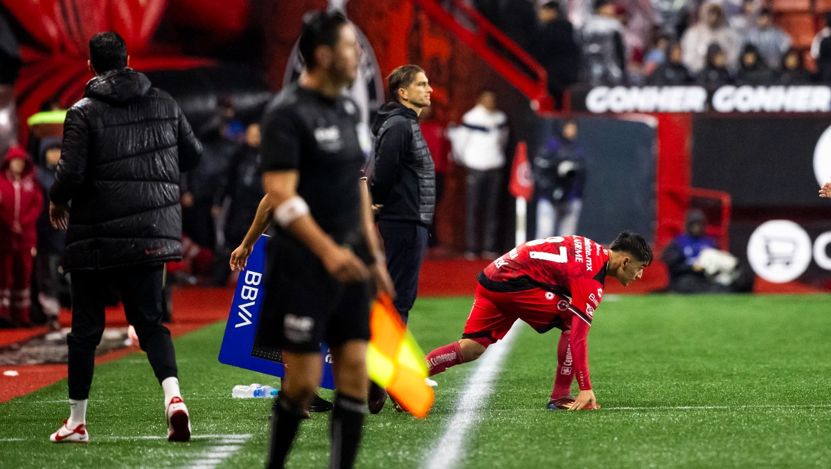 Ivan Tona se 'sacrificó' para que debutara un canterano de Xolos en la Liga MX: "Hazlo debutar por mí"